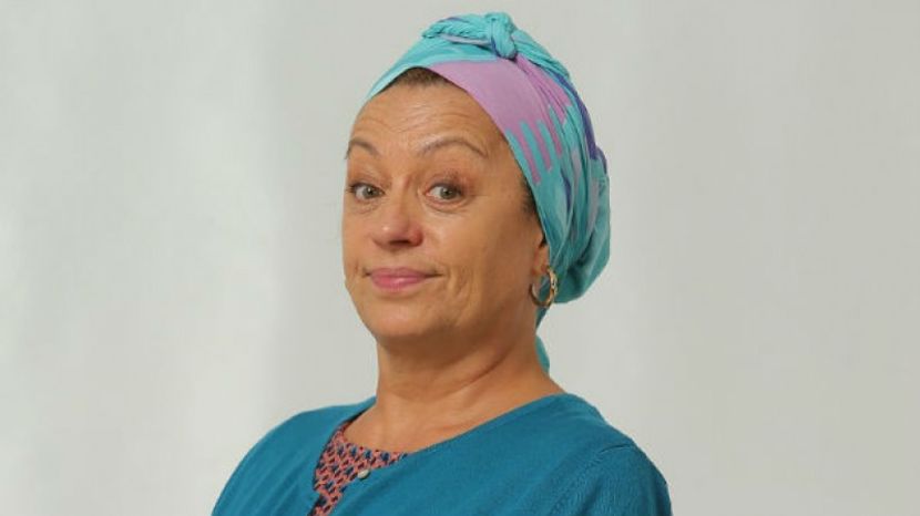 Dar ura;tania asta ce e mamica? Aolo ce cocosata ura;ta e aolo..vinde-o mamica k e ura;ta rau - episodul 68