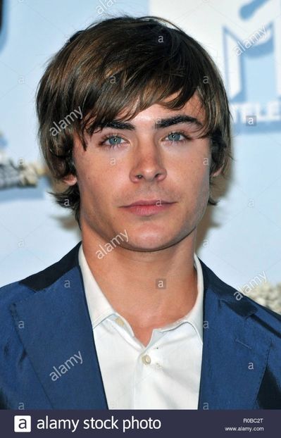 Mama,mi-ai vazut perechea de adidasi negri?vreau sa ies in oras. - episodul 68