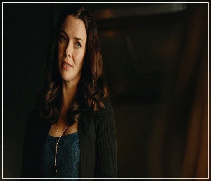 *in gand*Aoleu nu ca lesin..ce mare o are *se tine de tocul usii=))))* - episodul 68