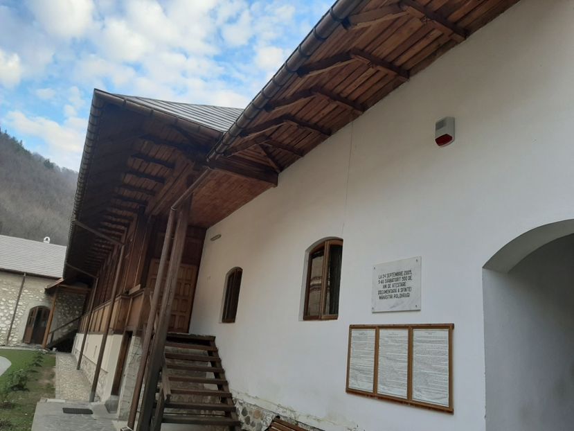  - Mânăstirea Polovragi ianuarie 2020