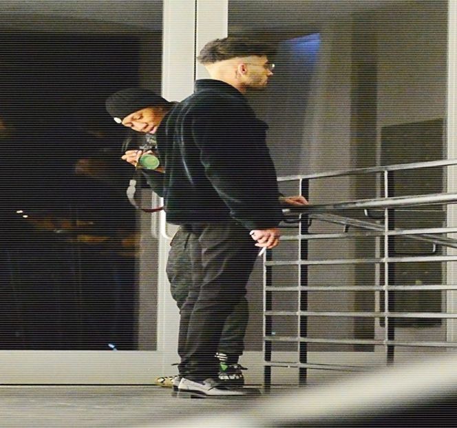 — Nu încerca să cauți portițe ajutătoare.” - 05 Loving underneath the pines