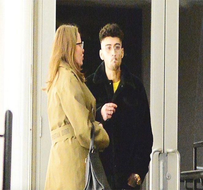 — Schimba, însă ar fi mult prea târziu. Alegând tăcerea în schimbul altor manifestări, ajunge - 05 Loving underneath the pines