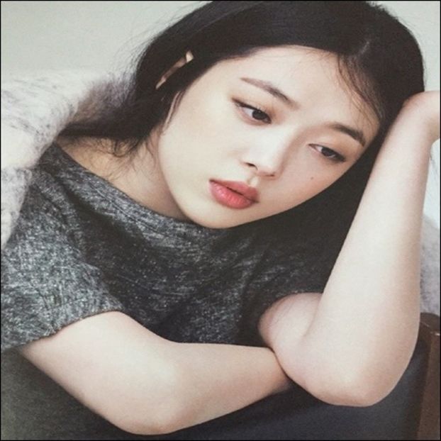 Day 92 - 16.01.2020 - 0x _ In memory of SULLI _ choi jinri