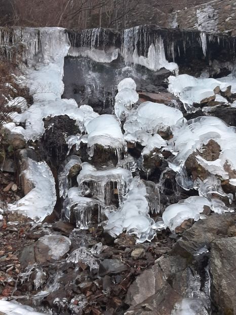  - Cascadă iarna ianuarie 2020