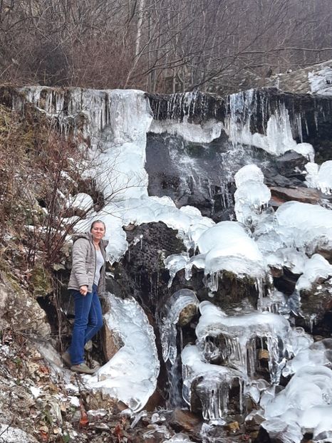  - Cascadă iarna ianuarie 2020