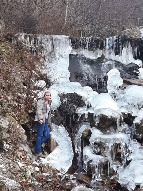  - Cascadă iarna ianuarie 2020