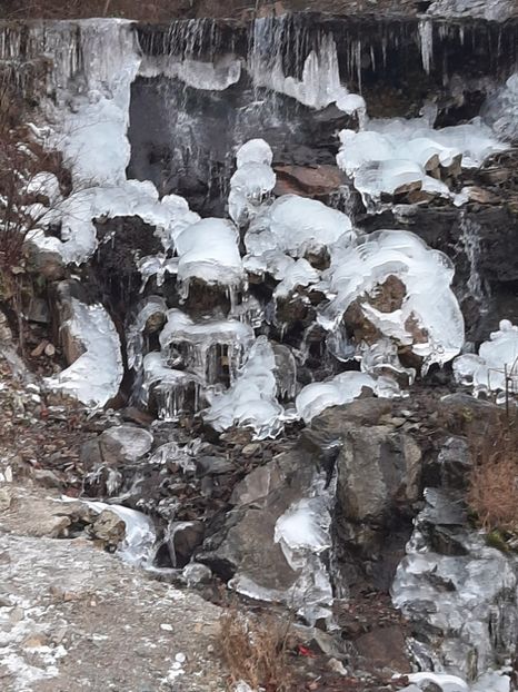  - Cascadă iarna ianuarie 2020