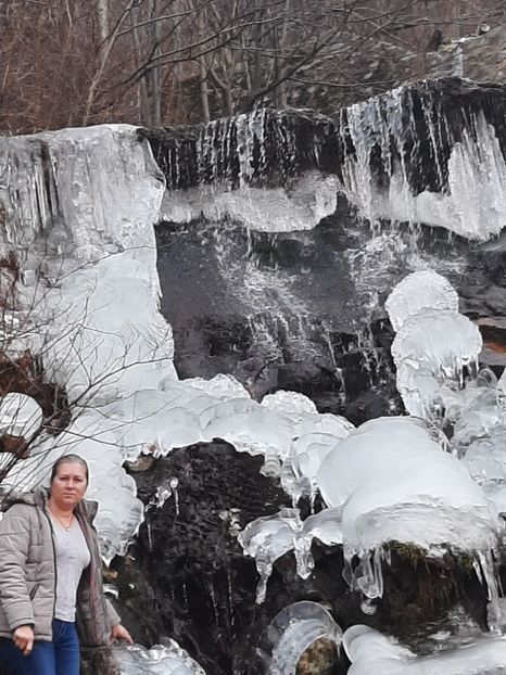  - Cascadă iarna ianuarie 2020