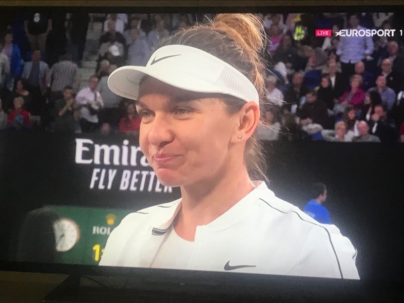 BE98FEFC-A588-4624-BDB2-93E65657E8C4 - 001 Simona