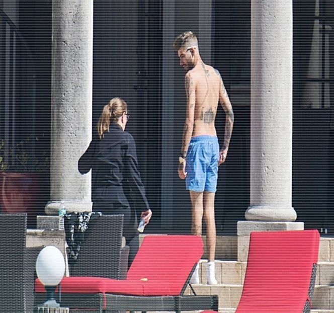 — Apariţia soţului acesteia în cadru îl ia printr-o surprindere totală, neaşteptându-se la o astfel - 05 Loving underneath the pines