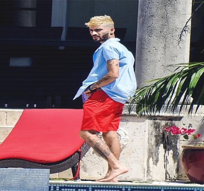 — De îndată ce și blonda prinde firul vorbelor sale, lejeritatea începe să i se citească pe chip - 05 Loving underneath the pines