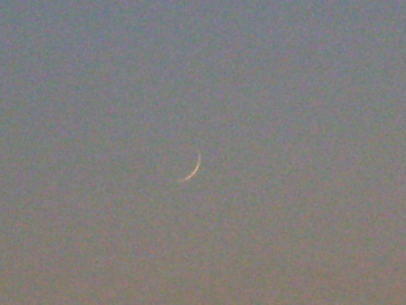 Luna noua in Varsator - Luna - Soarele si norii - 2