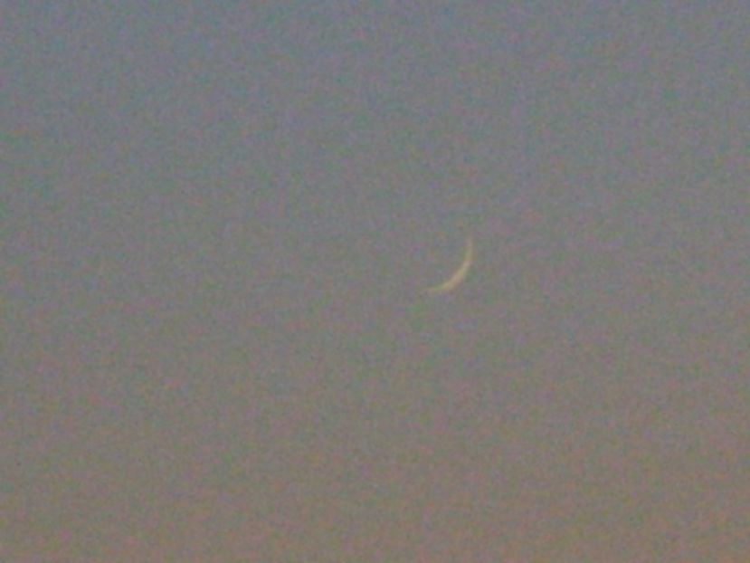 Luna noua in Varsator - Luna - Soarele si norii - 2