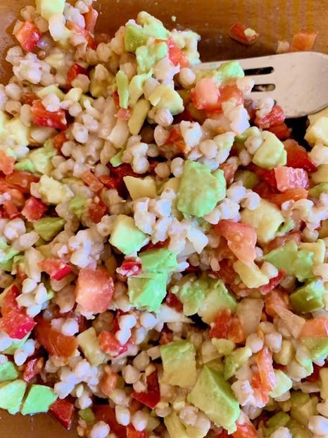  - Salata de hrisca cu legume crude