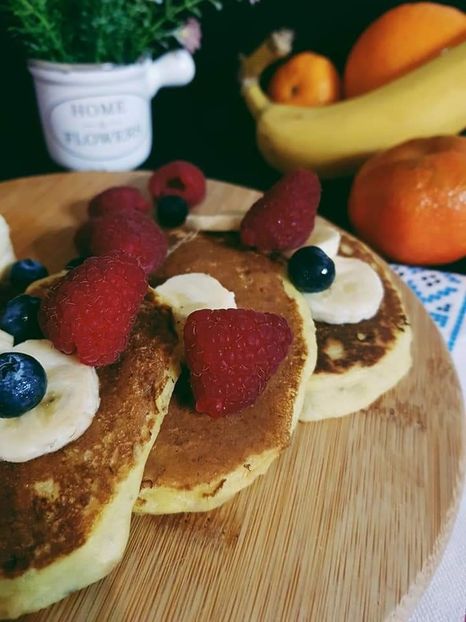  - Pancakes cu banane