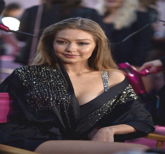 ━ Sa. Preţ de o fracţiune de secundă inima şi-o simte în gât, de vreme ce acel cuvânt, - 06 Gave me bullets to my heart!