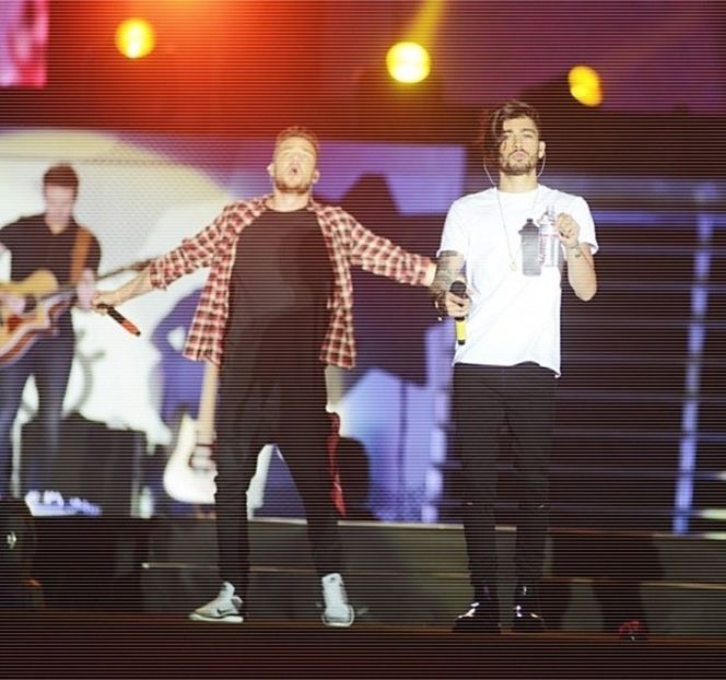 — Ceea ce ajunge să-l surprindă oarecum se dovedeşte a fi chiar momentul în care ajunge - 06 Gave me bullets to my heart!