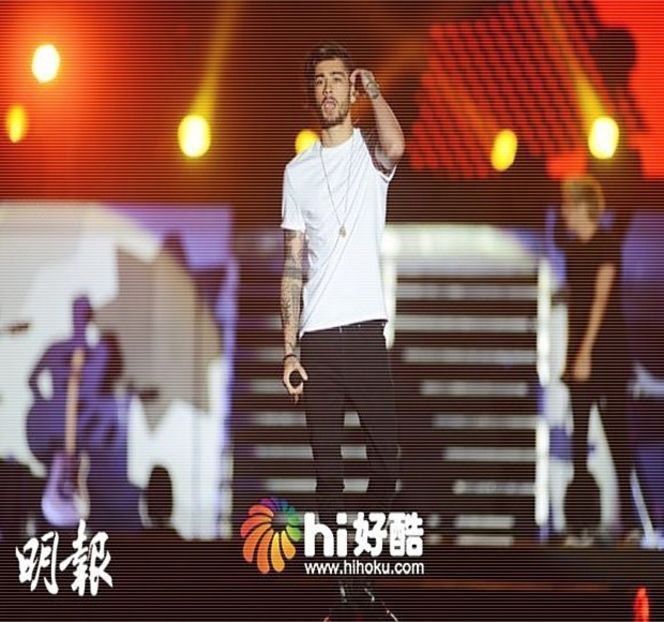 — Deşi în mod iniţial îşi grăbeşte pasul pentru a o ajunge din urmă, faptul că aceasta îşi - 06 Gave me bullets to my heart!