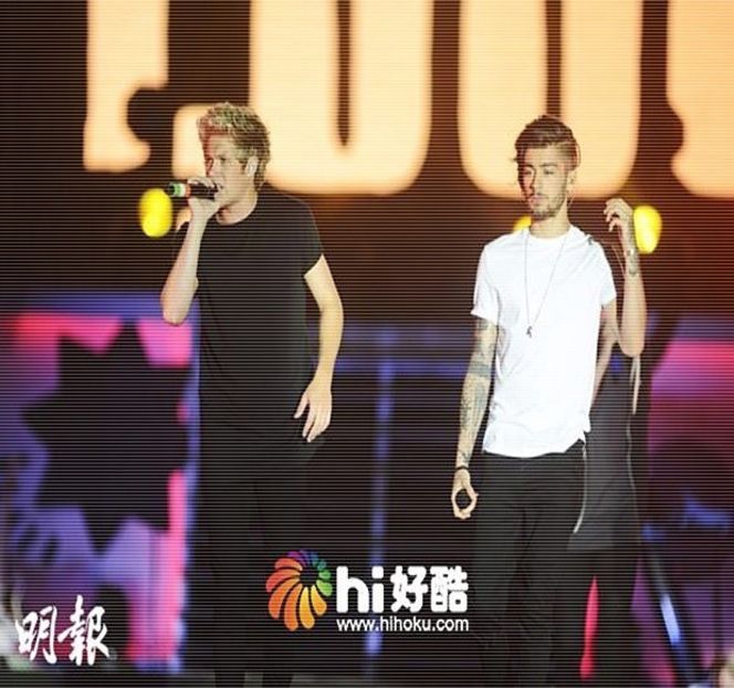 — Odată ce preia locul din dreptul acesteia, capul şi-l întoarce în partea laterală lui, analizându- - 06 Gave me bullets to my heart!