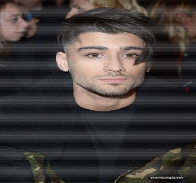 — Aceasta, însă totuşi dintr-o clipă în cealaltă, prin braţul liber, îşi sustrage telefonul recupera - 06 Gave me bullets to my heart!