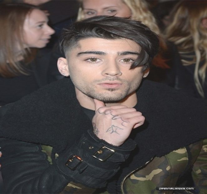 — Cuvintelor pronunţate anterior de către aceasta. Imediat după ce alege aplicaţia notiţelor - 06 Gave me bullets to my heart!