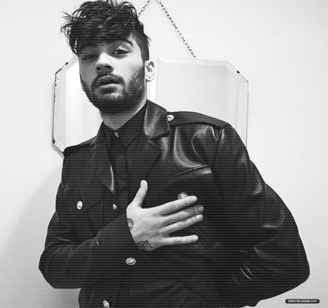 — Reuşeşte să continue căci blonda dispare dintr-o dată din zonă, având să-l lase chiar singur. - 06 Gave me bullets to my heart!