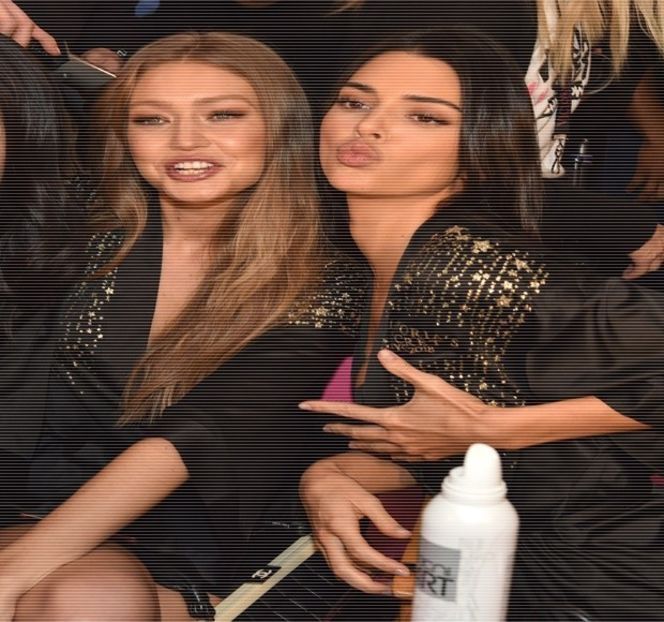 — De vreme ce brunetul îi întinde palma cu scopul susţinerii, o apucă fără - 06 Gave me bullets to my heart!