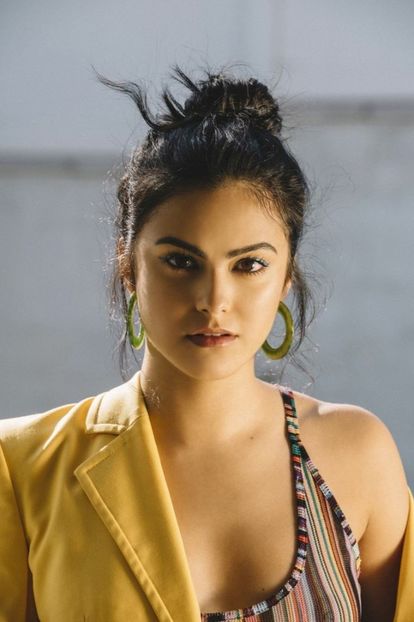  - Camila Mendes