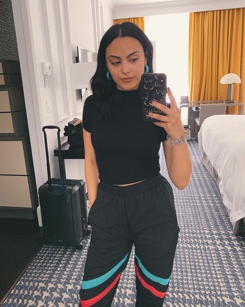  - Camila Mendes