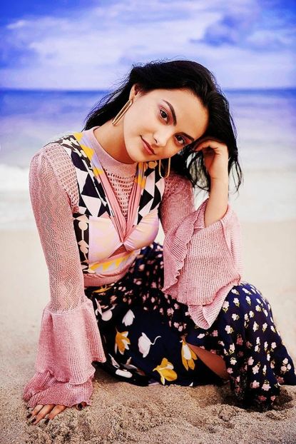  - Camila Mendes