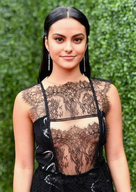  - Camila Mendes