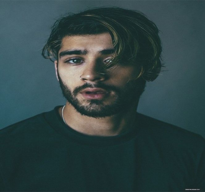 — Deși blonda alege să se retragă și să privească partea opusă lui, fiind sigur de faptul - 06 Gave me bullets to my heart!