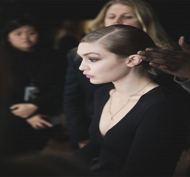 ━ Cele adresate ulterior de către acesta în spirit de glumă, evident, îi produc eliberarea - 06 Gave me bullets to my heart!