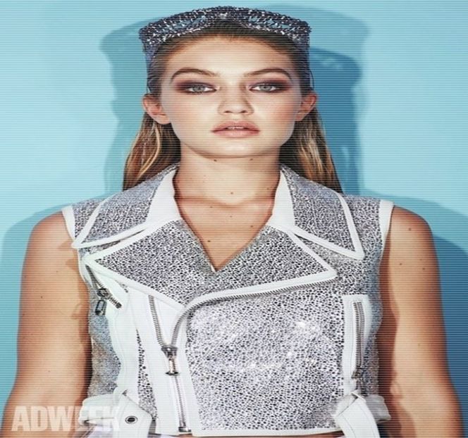 ━ Secunde irelevante, căci legătura vizuală este din nou reluată ulterior. Găsindu-se într-unul - 06 Gave me bullets to my heart!