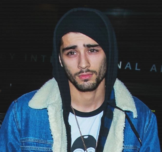 — Gigi o aduce apoi îi trezește amuzamentul manifestat printr-un pufnet și completat de - 06 Gave me bullets to my heart!