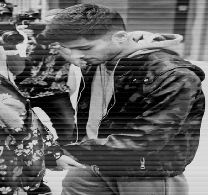 — Mea pentru că ai fost unul dintre cele mai bune lucruri care mi s-a întâmplat.” Fără a mai - 06 Gave me bullets to my heart!