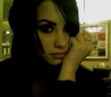 emo demi3