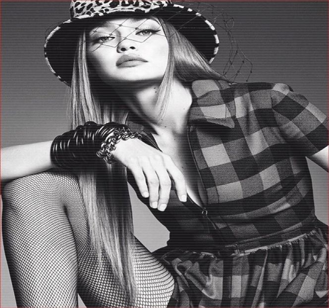 ━ O prăjitură aflată în proces de preparare, ultimul pas rămas fiind infiltrarea acesteia în - 06 Gave me bullets to my heart!