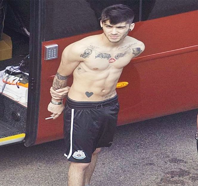 — Următoarele: „Nu vreau să vă deranjez, dar în cazul în care o fac, credeţi că mi-aţi putea - 07 Mistletoe could pull us closer