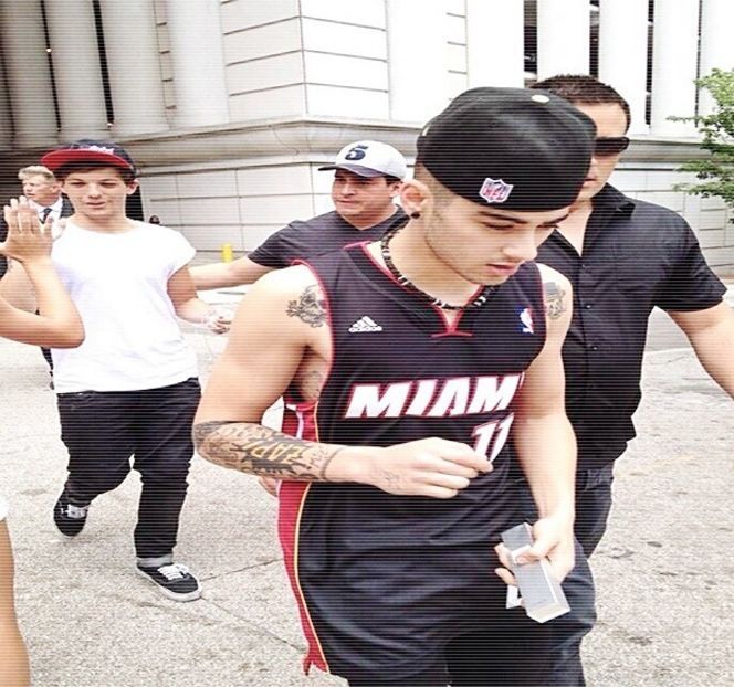 — Puține au fost situațiile în care decisese să recurgă la o astfel de seriozitate, prin care ar fi - 07 Mistletoe could pull us closer