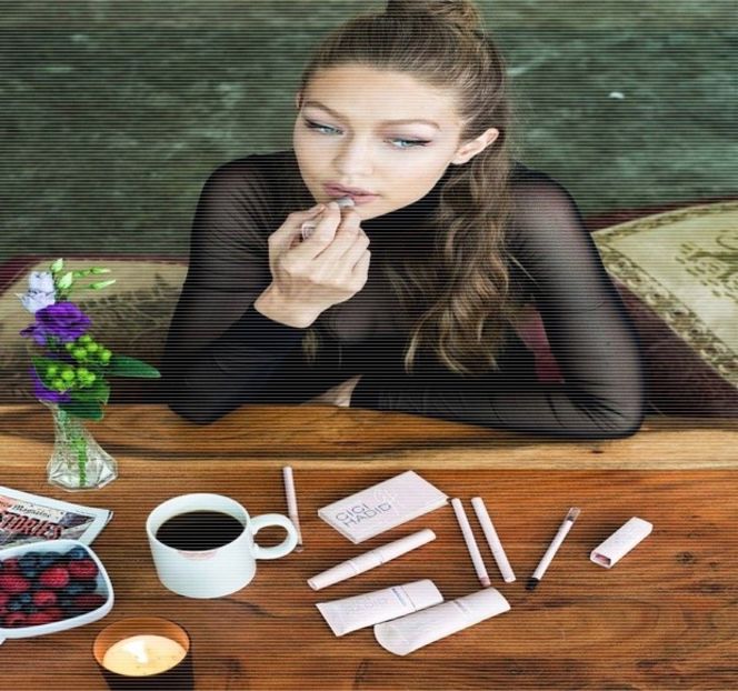 ━ În urma acelui răspuns primit din partea sa, vag, de altfel, singura reacţie la care apelea- - 07 Mistletoe could pull us closer