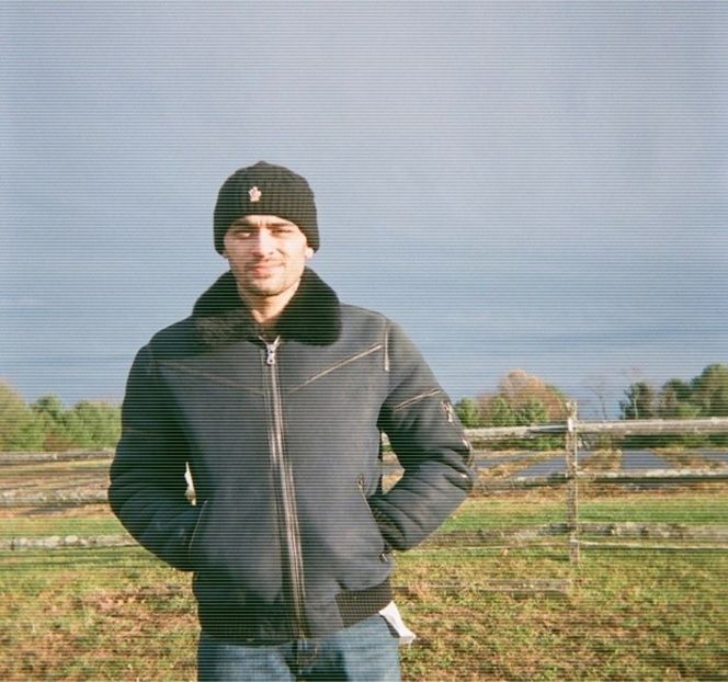 — Dat fiind faptul că cina în familie ajunsese a fi oarecum spulberată în urma consumării - 07 Mistletoe could pull us closer