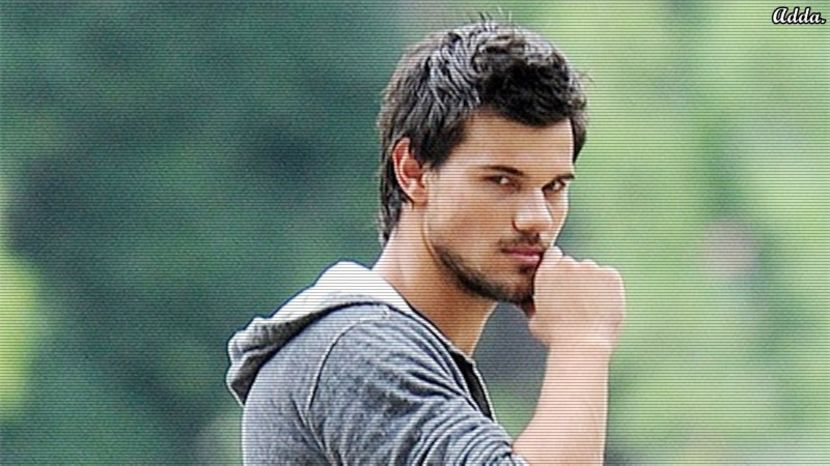 - *iese în grabă din biroul lui taică-su și se duce sus să se îmbrace* - xo - Episode 07