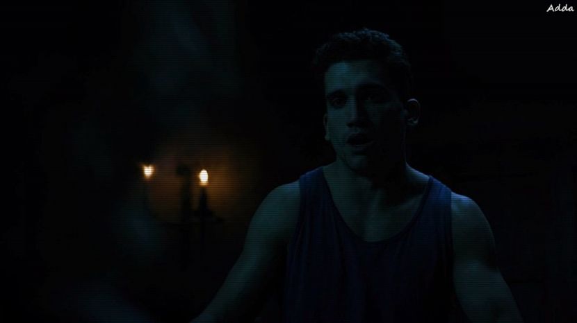 - Da. Mai e cineva aici? - xo - Episode 07