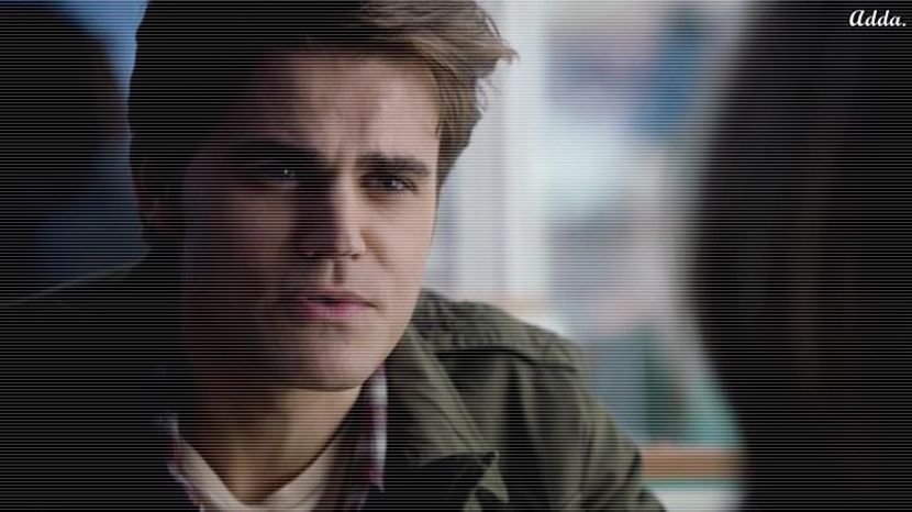 - *se uită ciudat la ea* - xo - Episode 07