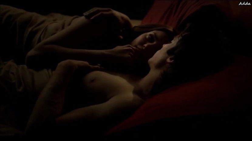 - *Iar în acel moment Alexandra știa. Știa că de acum înainte totul se va schimba, nu va - xo - Episode 07