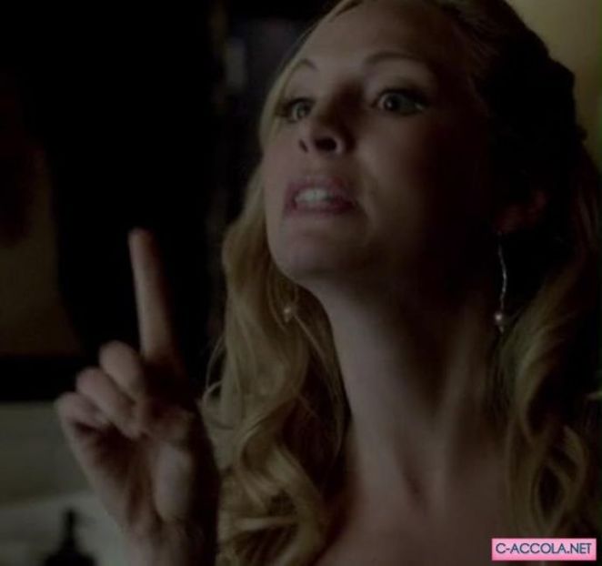 Cred ca ar trebui sa dormi! *ii da jos ghipsurile ude si ii pune altele noi* - episodul 71