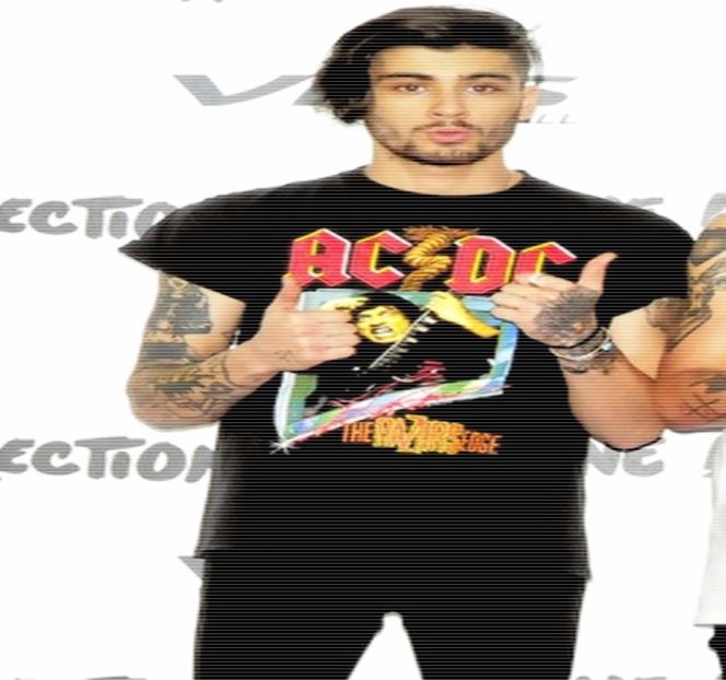 — De îndată ce ajunge la constatarea faptului că blonda îşi încetinise mersul mai mult - 08 Made me let down my guard!