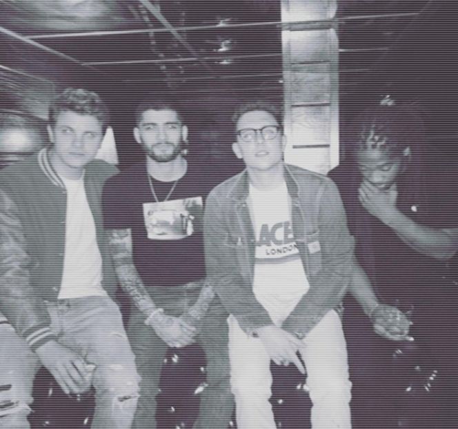 — Scapi printre degete.” Eventual, buzele i le întâlnesc pe ale blondei printr-o scurtă - 08 Made me let down my guard!