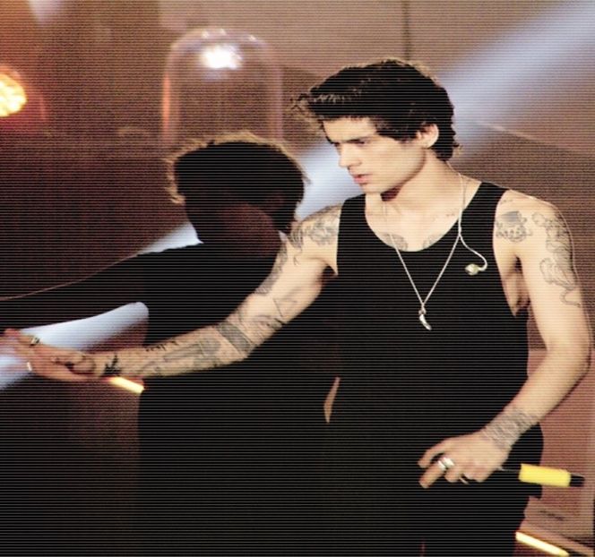 — De fapt. Adică, să-mi trag una, puteam să jur că ajung următoarea zi la camera ascunsă - 08 Made me let down my guard!